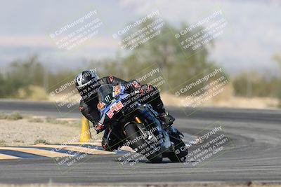 media/Nov-16-2025-Race Pace (Sun) [[8c5fa54630]]/Verified Riders/2-Turn 7 (945am)/